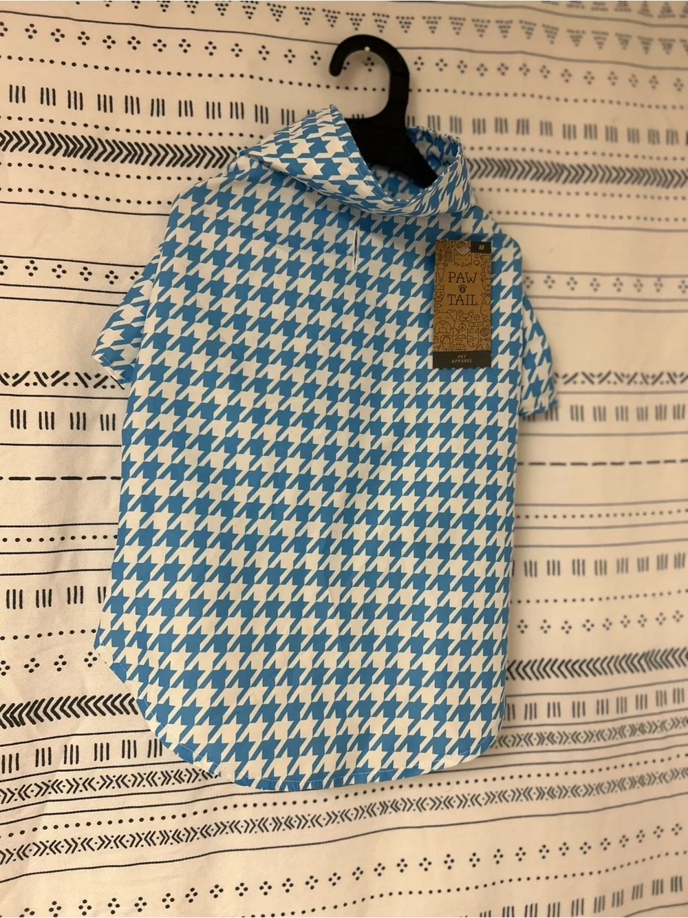 Paw & Tail blue and White Houndstooth pattern Collared Dog Shirt size Medium NWT